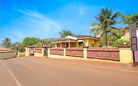 Fabhotel La Pablo Resort Nr Chapora Fort